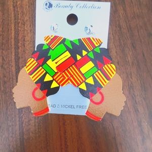 LADIES AFRICAN EARRINGS
